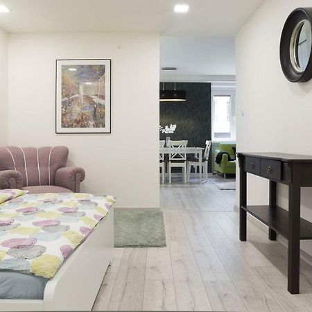Casa Verde Apartment Bratislava Buitenkant foto